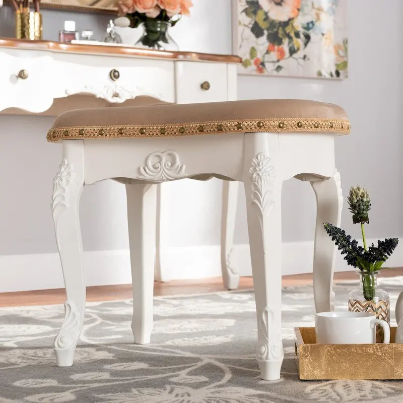 Pouf de coiffeuse traditionnel au style champêtre français