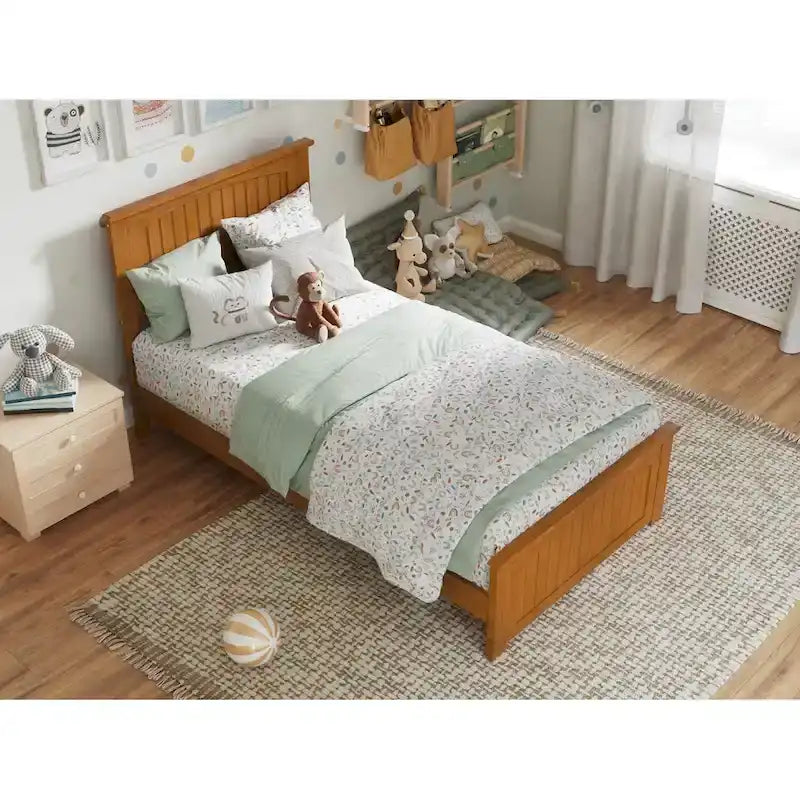 Lit plateforme bas avec pied de lit assorti